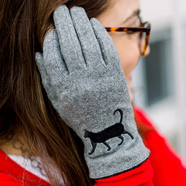 Cat-inspired Gloves, Hats & Scarves