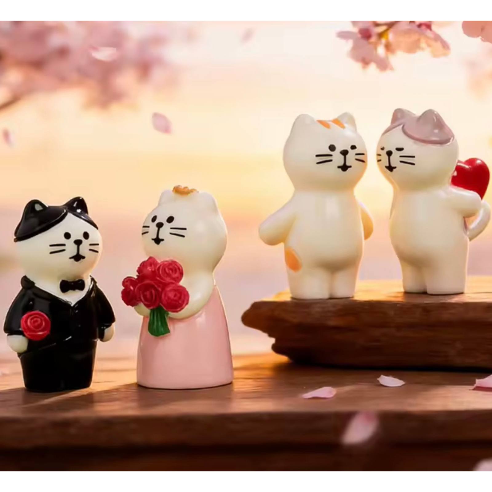 Mini Resin Wedding Cats