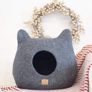 Stone Gray | Ear Style Cave Cat Bed