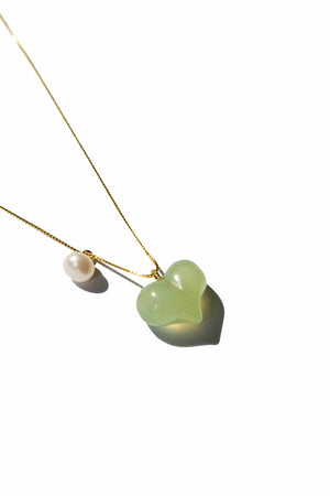 Puffed heart — Green jade & pearl pendant necklace