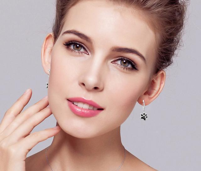 cat jewelry paw print earrings |Triple T Studios